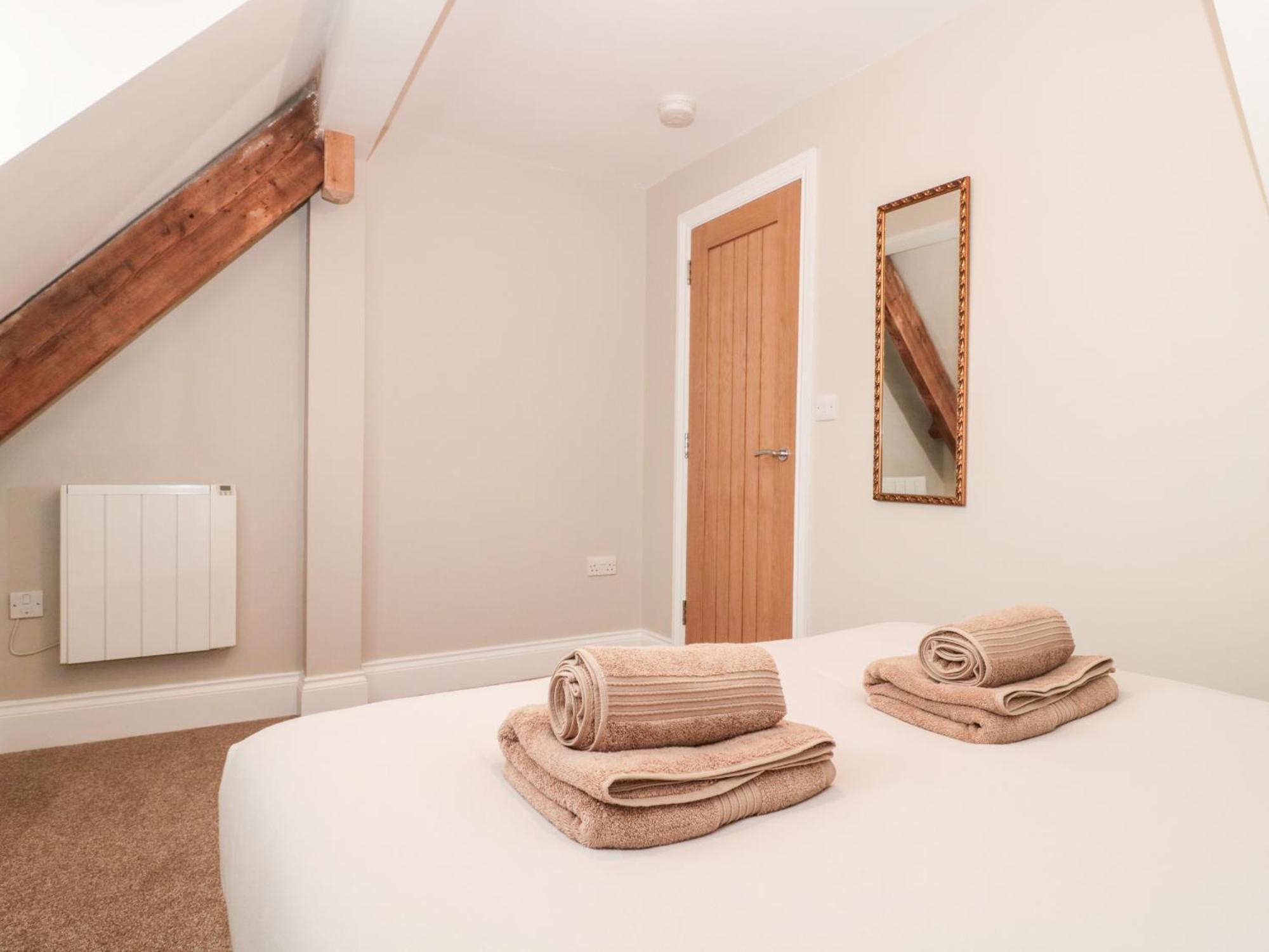 Purbeck Hotel Apartments - Flat 5 スワネージ エクステリア 写真