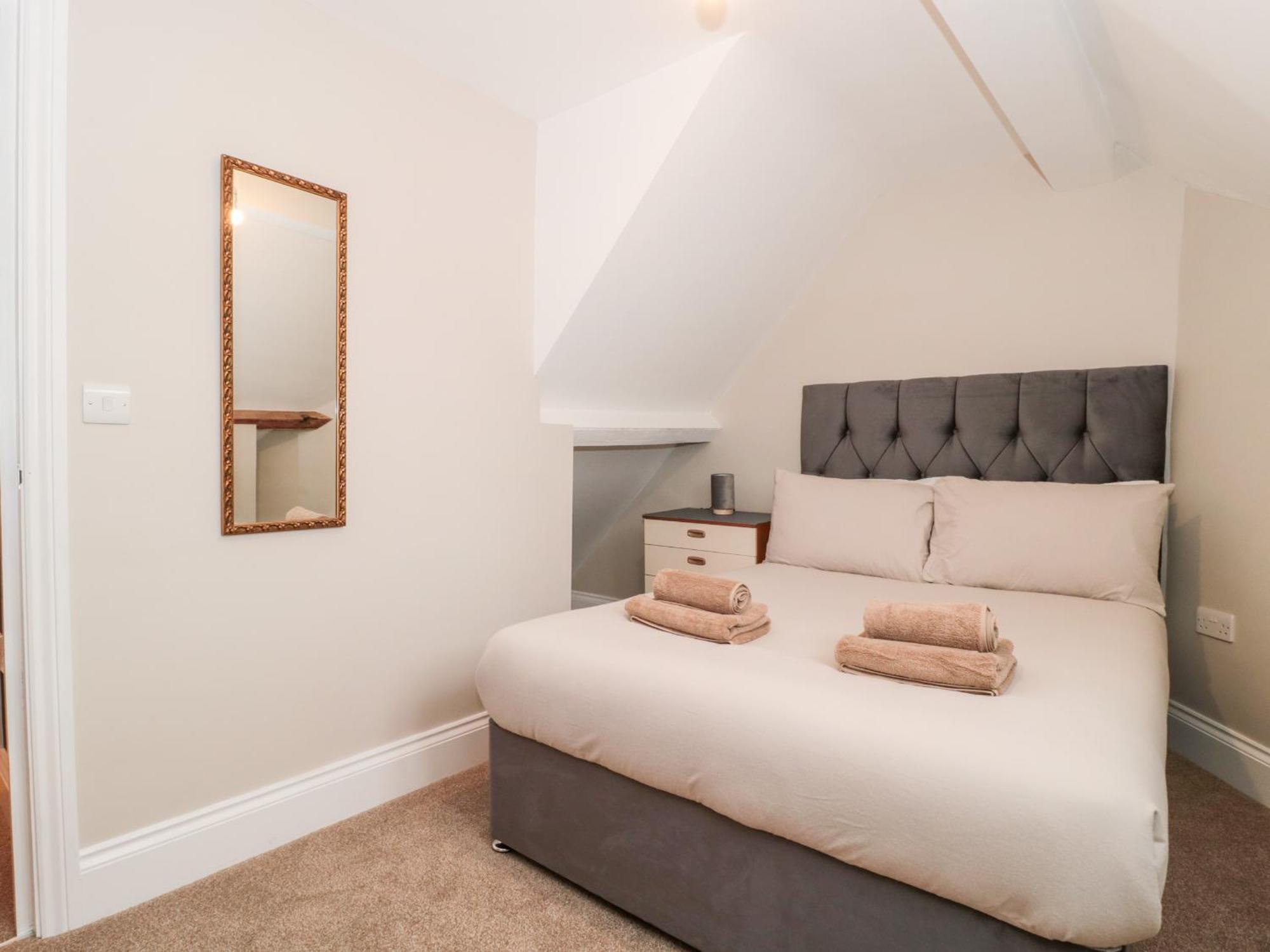 Purbeck Hotel Apartments - Flat 5 スワネージ エクステリア 写真